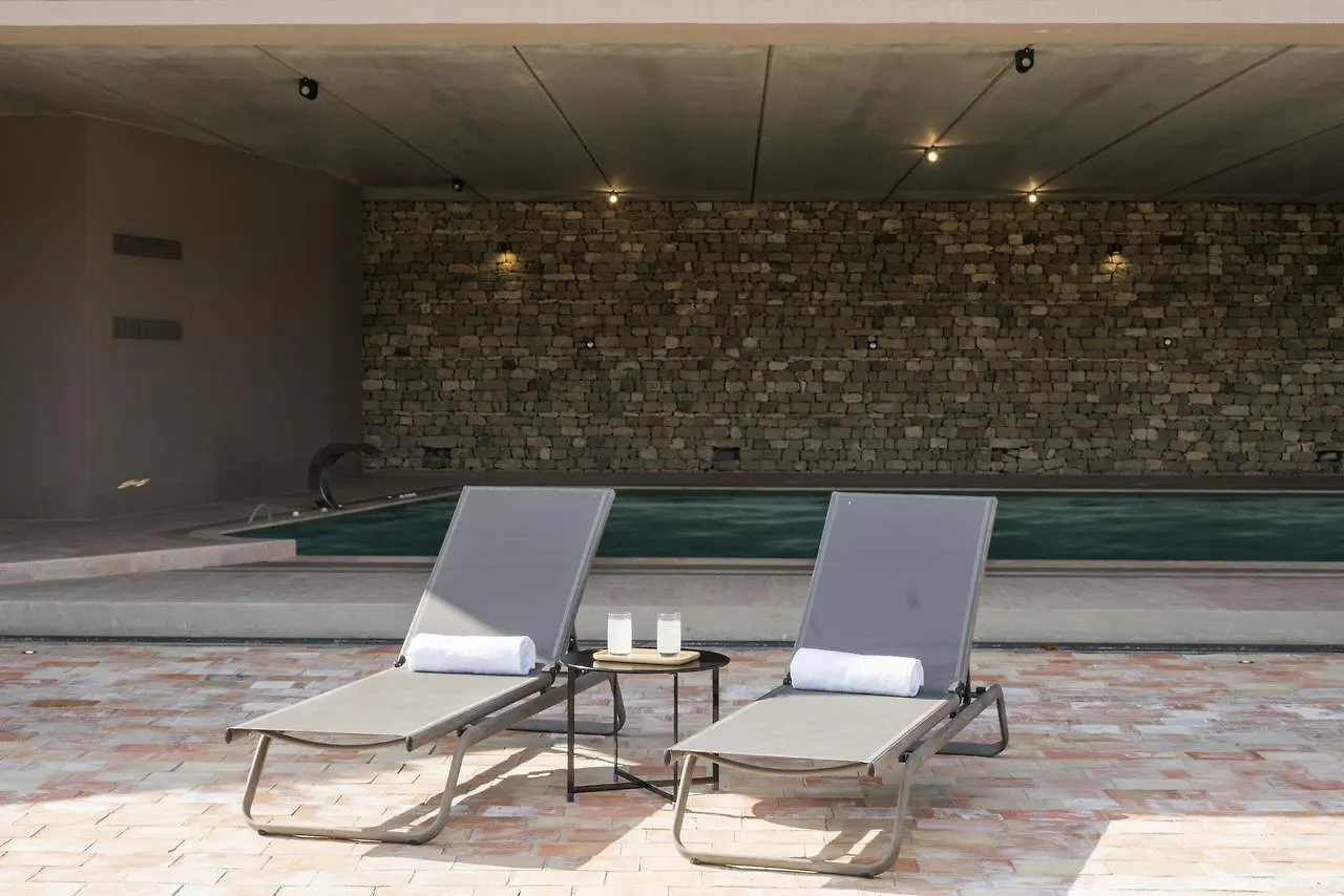 Domaine De Saint Quentin Bed & Breakfast Oppedette 3*,  France