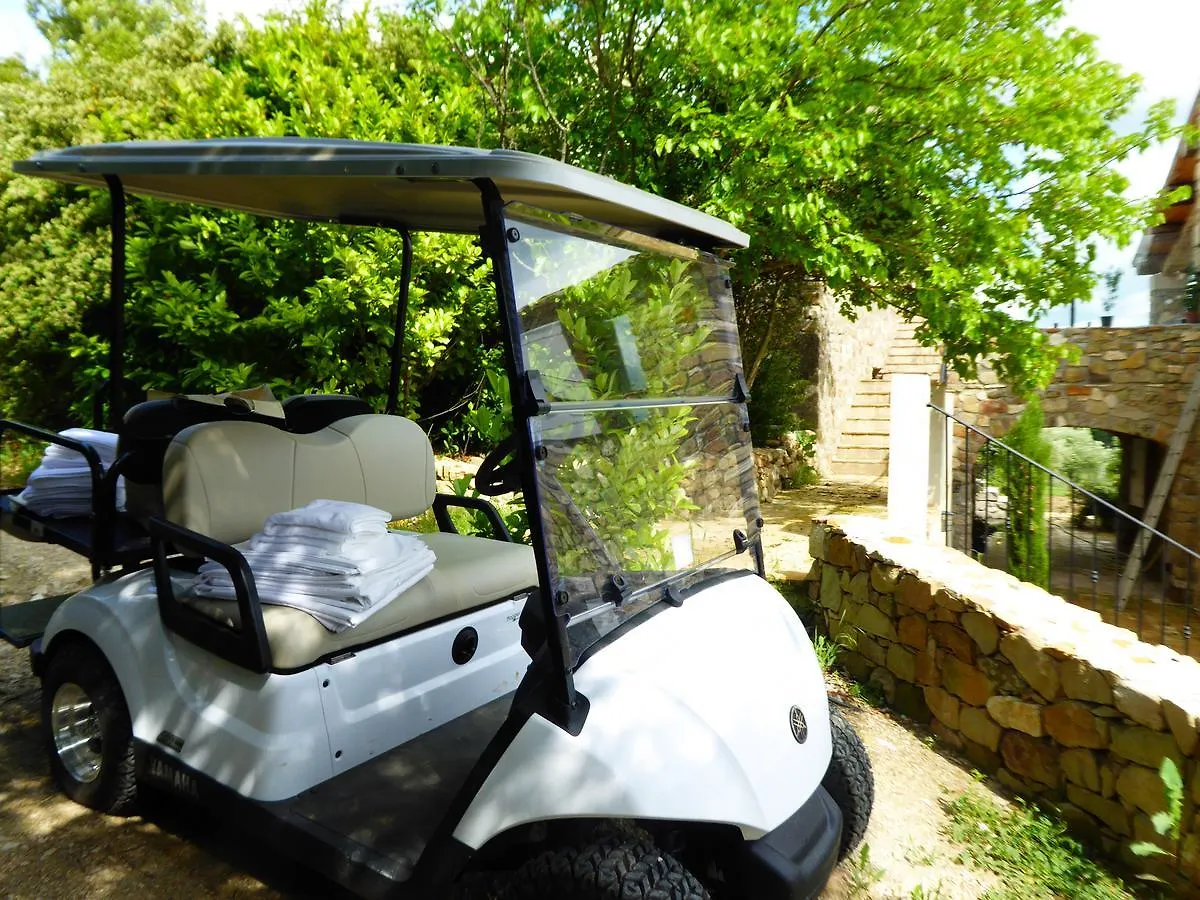 Domaine De Saint Quentin Bed & Breakfast Oppedette 3*,  France