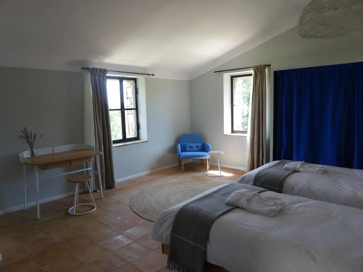 Domaine De Saint Quentin Bed & Breakfast Oppedette