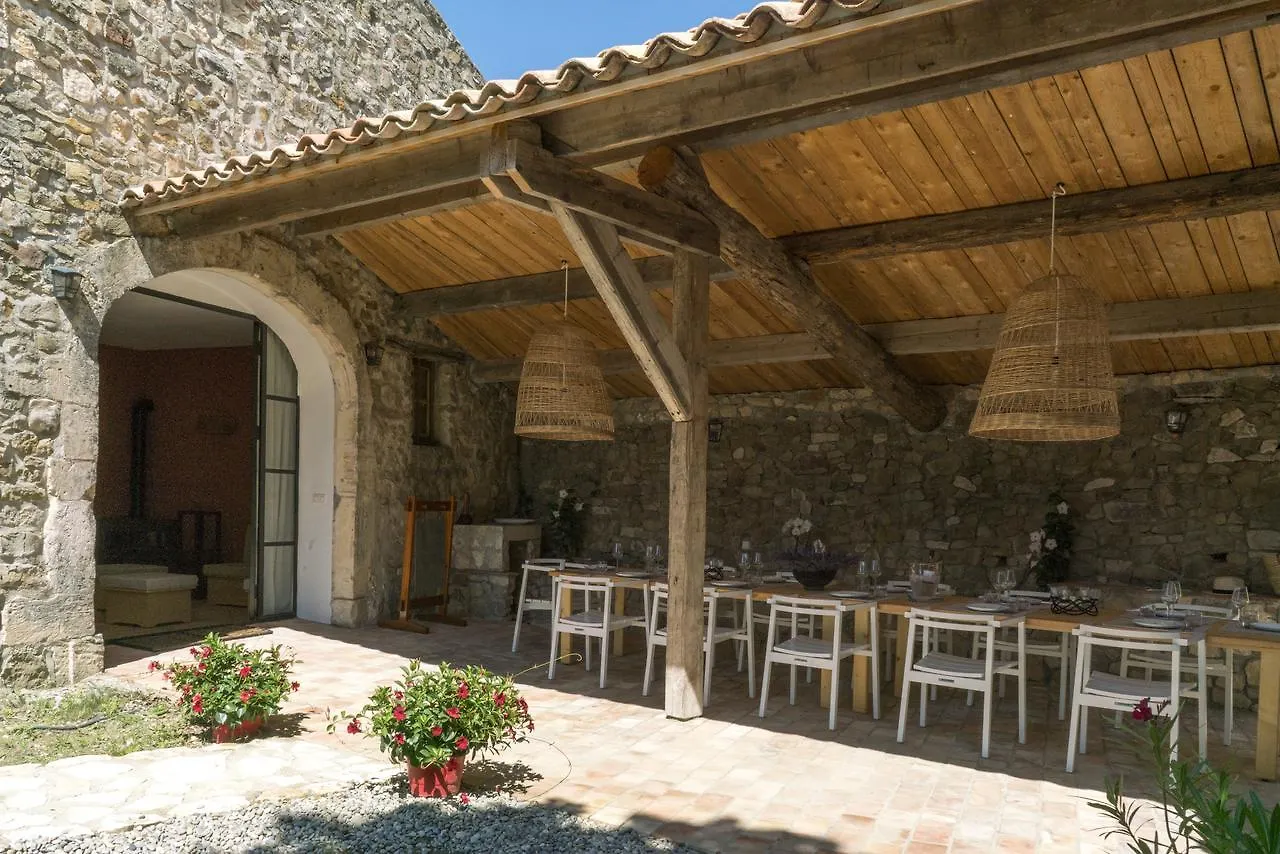 Domaine De Saint Quentin Bed & Breakfast Oppedette