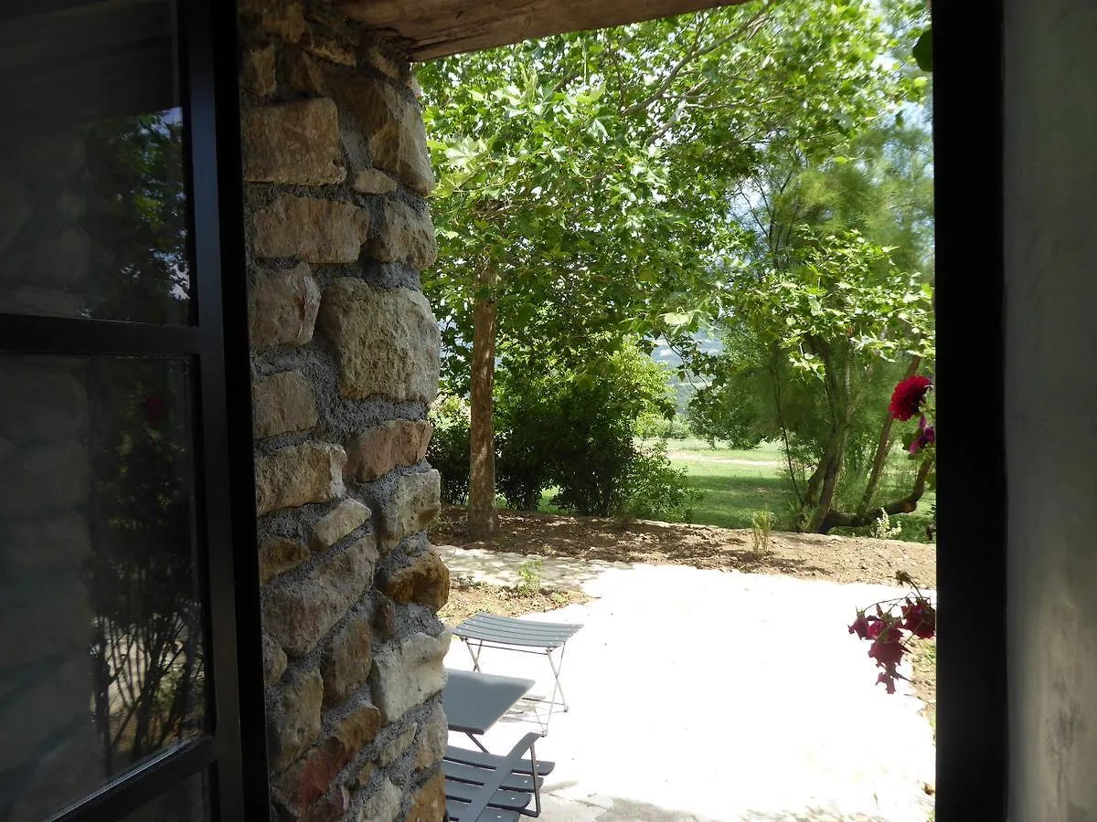 Bed and Breakfast Domaine De Saint Quentin Oppedette